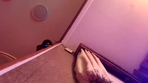 Snapshot of funplayingcouple chatting on January 24, 2025, 4:59 am funplayingcouple online show from January 24, 2025, 4:59 am