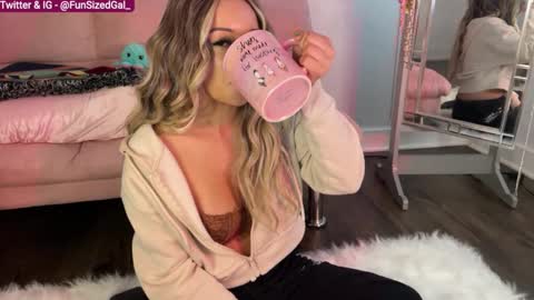 Alice D online show from January 25, 2025, 10:50 pm