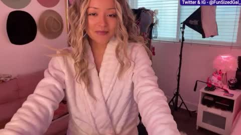 Alice D online show from March 12, 2025, 9:03 pm