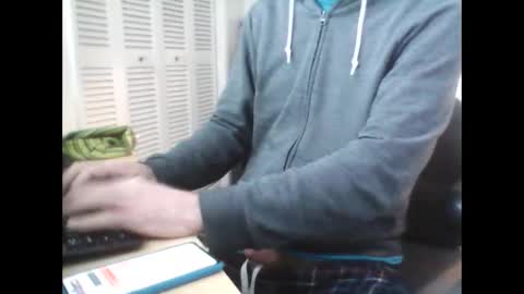 Snapshot of funtimes3957 chatting on December 28, 2024, 9:40 pm Funtimes3957 online show from December 28, 2024, 9:40 pm