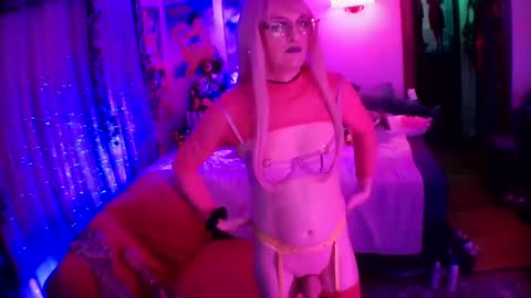 Snapshot of furby_chummies chatting on January 12, 2025, 6:28 am Valarie Iris Paige online show from January 12, 2025, 6:28 am