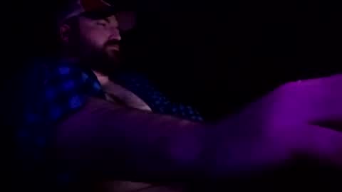 Snapshot of furfeelsbetter chatting on February 2, 2025, 7:09 am furfeelsbetter online show from February 2, 2025, 7:09 am