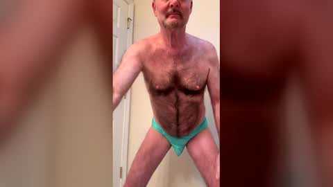 FurryDude online show from January 18, 2026, 2:21 pm