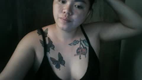 fussy_kitty9 online show from April 3, 2026, 3:48 am