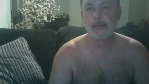 futbolin95 online show from January 1, 2025, 1:15 am
