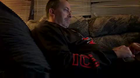 Futuro Marido online show from December 17, 2024, 6:56 am