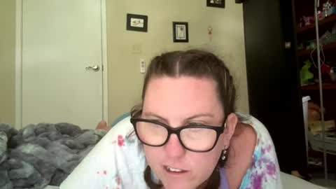 fuzzypeaches87 online show from August 1, 2026, 7:02 pm