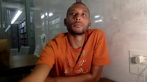 Snapshot of fvvkboyy chatting on April 7, 2026, 9:04 pm fvvkboyy online show from April 7, 2026, 9:04 pm