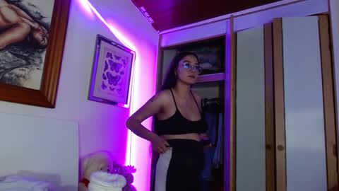 Snapshot of fysste_ chatting on January 8, 2025, 1:53 am Victoria online show from January 8, 2025, 1:53 am