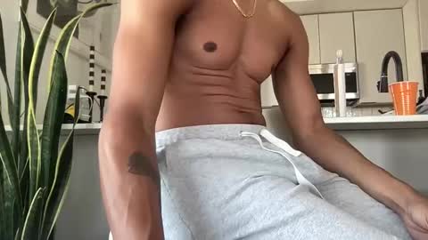 Snapshot of g00ndaddy chatting on June 3, 2026, 2:33 pm G00NDaddy online show from June 3, 2026, 2:33 pm