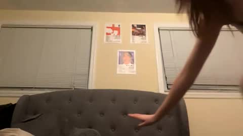 Snapshot of g0ddessluna1800 chatting on January 17, 2025, 2:18 am Goddess Luna online show from January 17, 2025, 2:18 am