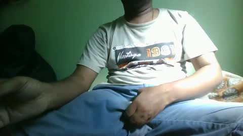 Snapshot of g0lu_ chatting on February 3, 2025, 9:19 am Nunnu online show from February 3, 2025, 9:19 am