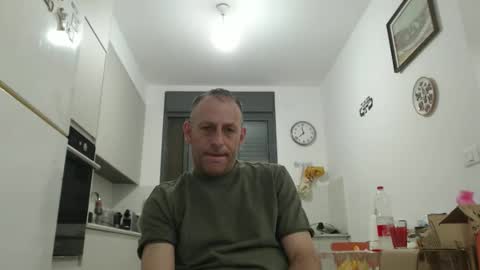 Snapshot of g10303 chatting on May 28, 2026, 8:39 pm g103031910303 online show from May 28, 2026, 8:39 pm