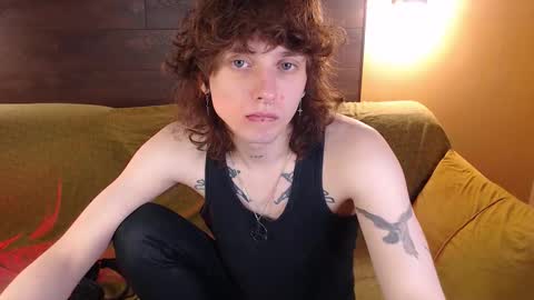 Snapshot of g1vememoney chatting on February 27, 2026, 12:43 am Ian online show from February 27, 2026, 12:43 am