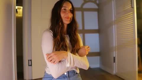 Snapshot of g_ia chatting on September 30, 2025, 6:24 pm G online show from September 30, 2025, 6:24 pm