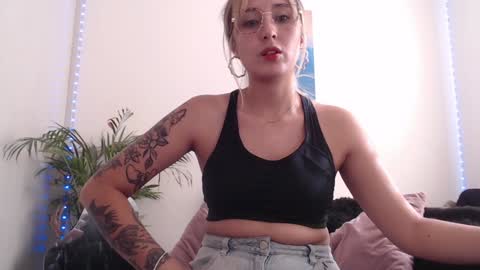 Gabriela online show from January 21, 2025, 8:43 pm