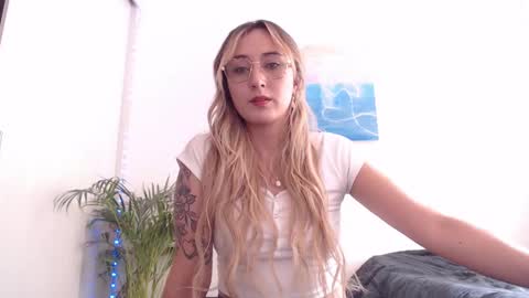 Gabriela online show from February 26, 2025, 8:22 pm