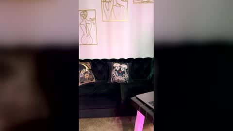 Snapshot of gabbivtate chatting on June 3, 2026, 2:25 am Gabbi Von Tate online show from June 3, 2026, 2:25 am