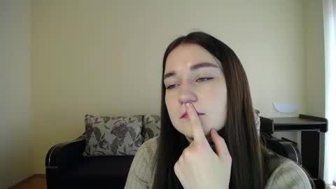 Jaklin online show from December 2, 2024, 8:41 am