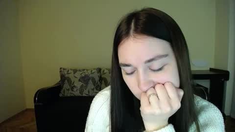 Jaklin online show from December 6, 2024, 3:22 pm