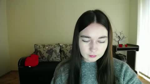 Snapshot of gabby_di chatting on October 4, 2025, 9:18 am Jaklin online show from October 4, 2025, 9:18 am