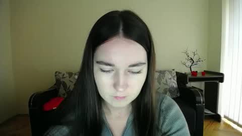 Snapshot of gabby_di chatting on October 6, 2025, 8:23 am Jaklin online show from October 6, 2025, 8:23 am