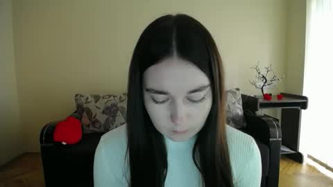 Snapshot of gabby_di chatting on October 18, 2025, 8:26 am Jaklin online show from October 18, 2025, 8:26 am