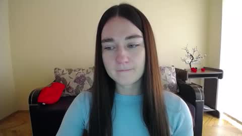 Snapshot of gabby_di chatting on October 22, 2025, 8:25 am Jaklin online show from October 22, 2025, 8:25 am