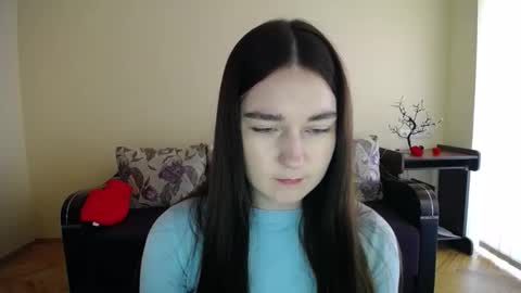 Snapshot of gabby_di chatting on October 27, 2025, 8:51 am Jaklin online show from October 27, 2025, 8:51 am