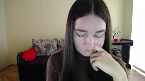 Snapshot of gabby_di chatting on October 29, 2025, 10:06 am Jaklin online show from October 29, 2025, 10:06 am