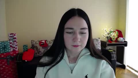 Jaklin online show from January 12, 2026, 9:47 am