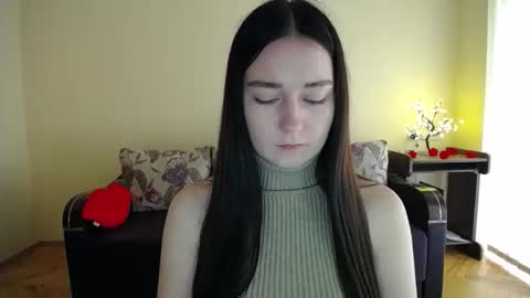 Jaklin online show from May 9, 2026, 8:41 am