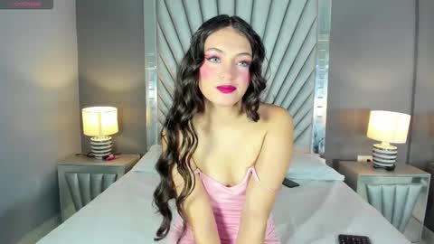 Snapshot of gabbybale chatting on September 21, 2025, 11:56 am Gabbybale  online show from September 21, 2025, 11:56 am