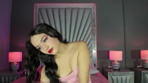 Snapshot of gabbybale chatting on October 11, 2025, 11:42 am Gabbybale  online show from October 11, 2025, 11:42 am