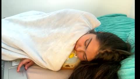 Snapshot of gabbyfoox chatting on September 18, 2025, 5:48 pm gabbyfoox online show from September 18, 2025, 5:48 pm