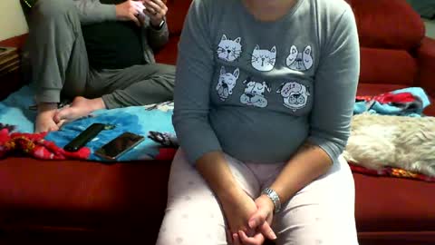 gaby  layla online show from June 18, 2026, 11:09 pm