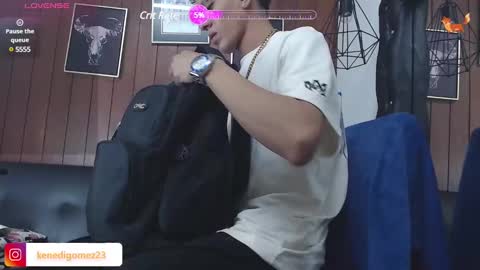 Snapshot of gaboreyes1 chatting on February 21, 2025, 3:23 am Gabo online show from February 21, 2025, 3:23 am