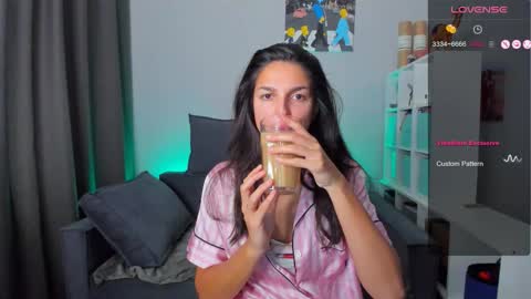 Snapshot of gabri_baby chatting on October 15, 2025, 7:30 am The next stream in car 1 december 10pm time in France online show from October 15, 2025, 7:30 am