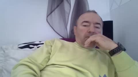 Snapshot of gabriel9_2003 chatting on April 13, 2026, 8:42 am gabriel9_2003 online show from April 13, 2026, 8:42 am