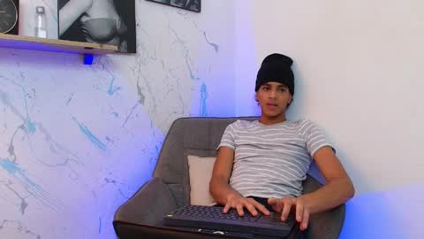 Snapshot of gabriel_maddox chatting on April 15, 2026, 7:58 pm GABRIEL online show from April 15, 2026, 7:58 pm