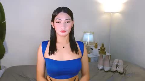 gabriela_deluxe online show from December 1, 2025, 4:12 pm