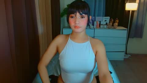 gabriela_deluxe online show from April 7, 2026, 10:15 am