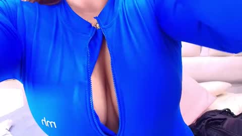 gabriela online show from February 11, 2025, 7:16 pm