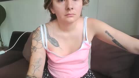 Snapshot of gabriela_miller_2 chatting on May 29, 2026, 2:37 pm Gabriela Miller online show from May 29, 2026, 2:37 pm