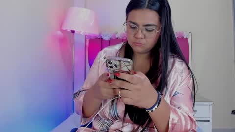 Gaby Im on vacation see you on November 25 online show from February 14, 2025, 4:09 pm