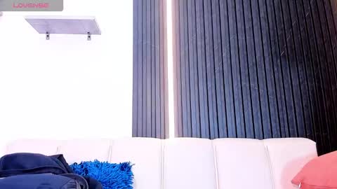 gabrielaa_miller_ online show from October 18, 2025, 8:53 pm