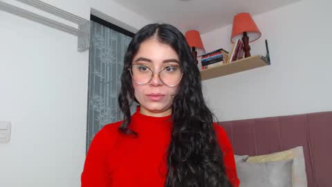 GabrielaRossa online show from January 27, 2025, 12:37 pm