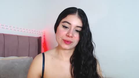 GabrielaRossa online show from June 6, 2026, 2:33 pm