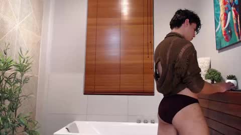 gabriell_ramirez_ online show from March 9, 2025, 1:14 am