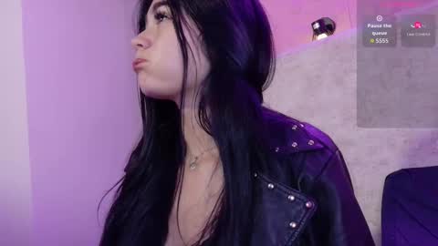 gabriella online show from November 20, 2025, 1:39 am